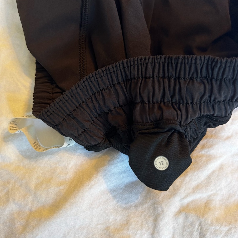 Lululemon - Picture 8 of 8